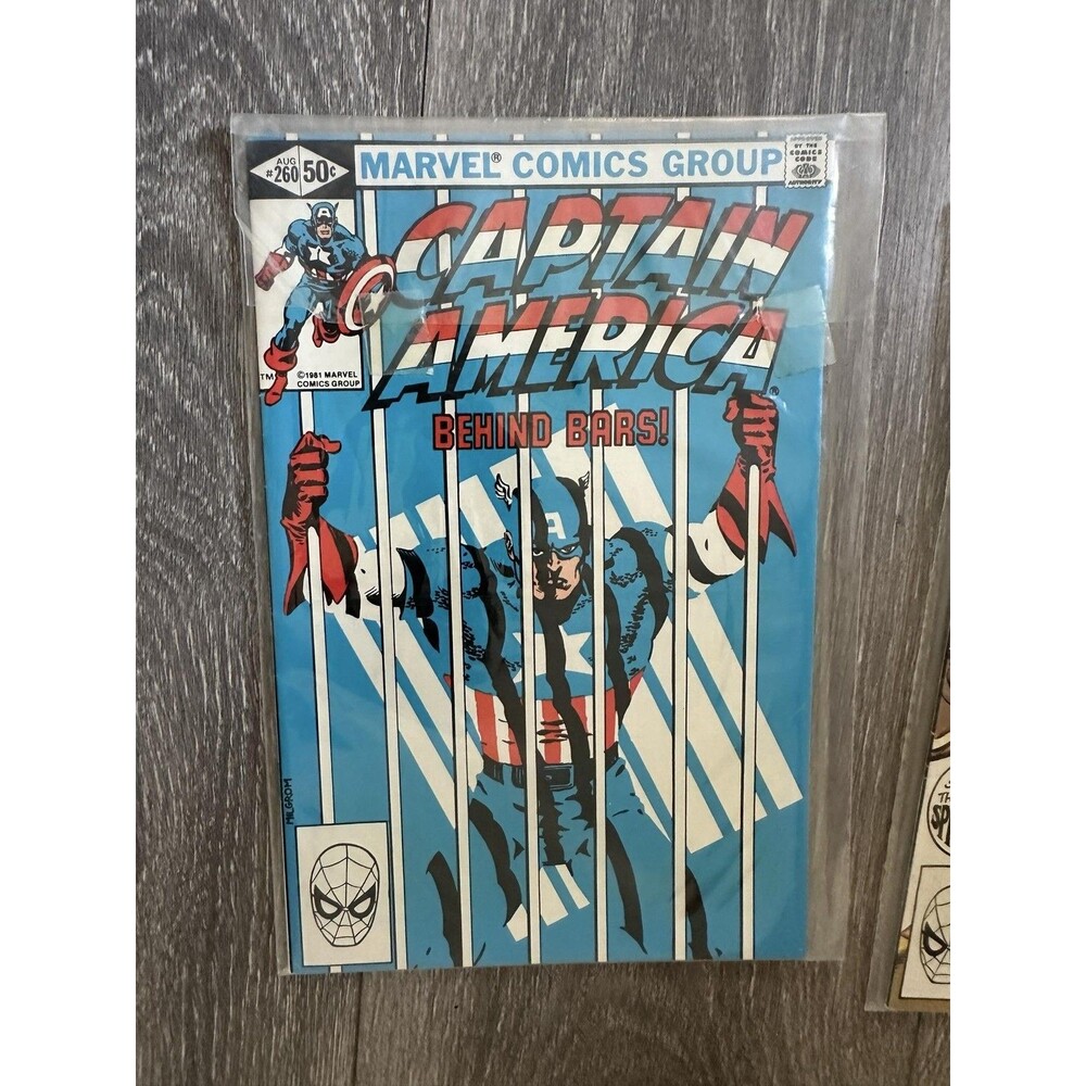 Massive Comics Group Captain America #260 Single Issue Comic 1981 Bronze Age